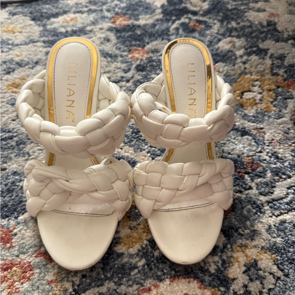 Liliana White Heeled Shoes with Quilted Design